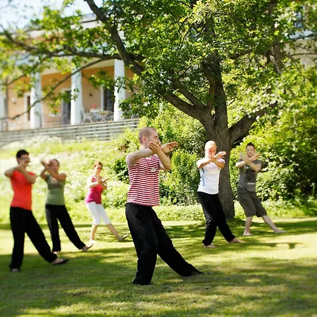 Kyyhkylae Wellbeing 호텔 4*