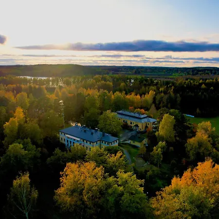 Hotell Kyyhkylae Wellbeing S:t Michel